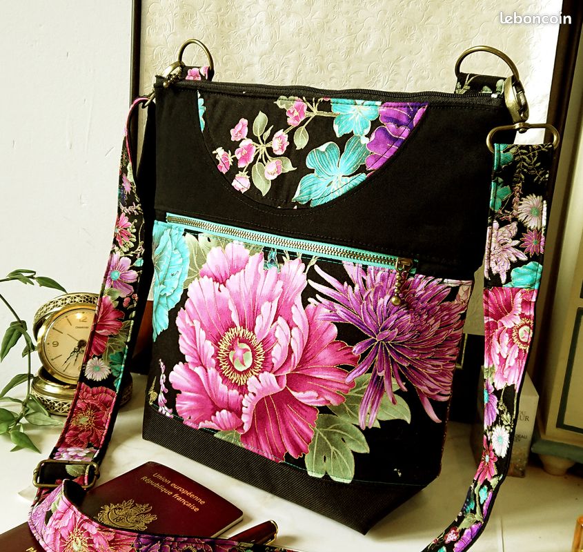 Sac à main tissu coton floral japonais, rose, turquoise, noir, triple ouverture, sangle ajustable (image 3)