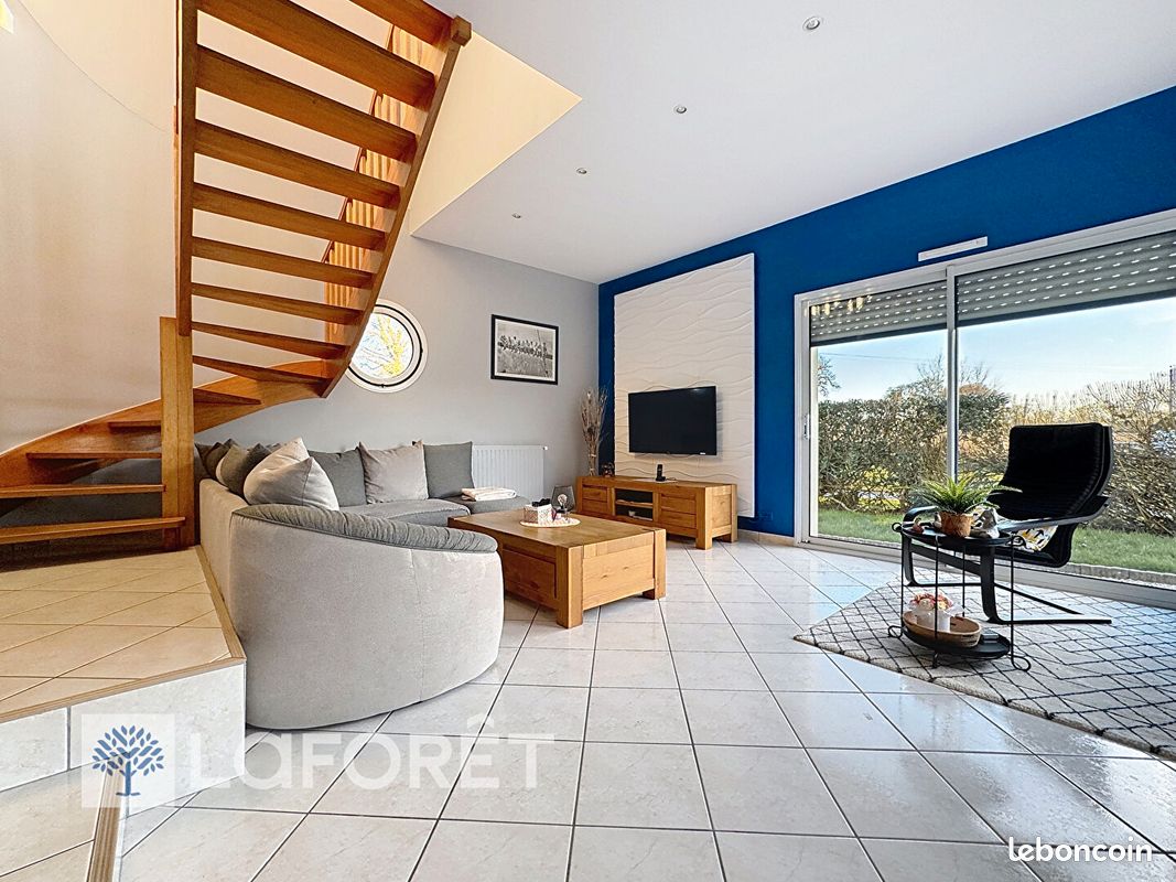 Maison 6 pièces 136 m² · à Locmalo · 136 m² · 252 450 €