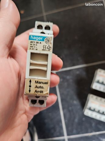 CZ001 - Hager] Auxiliaire 2 contacts pour interrupteur différentiel