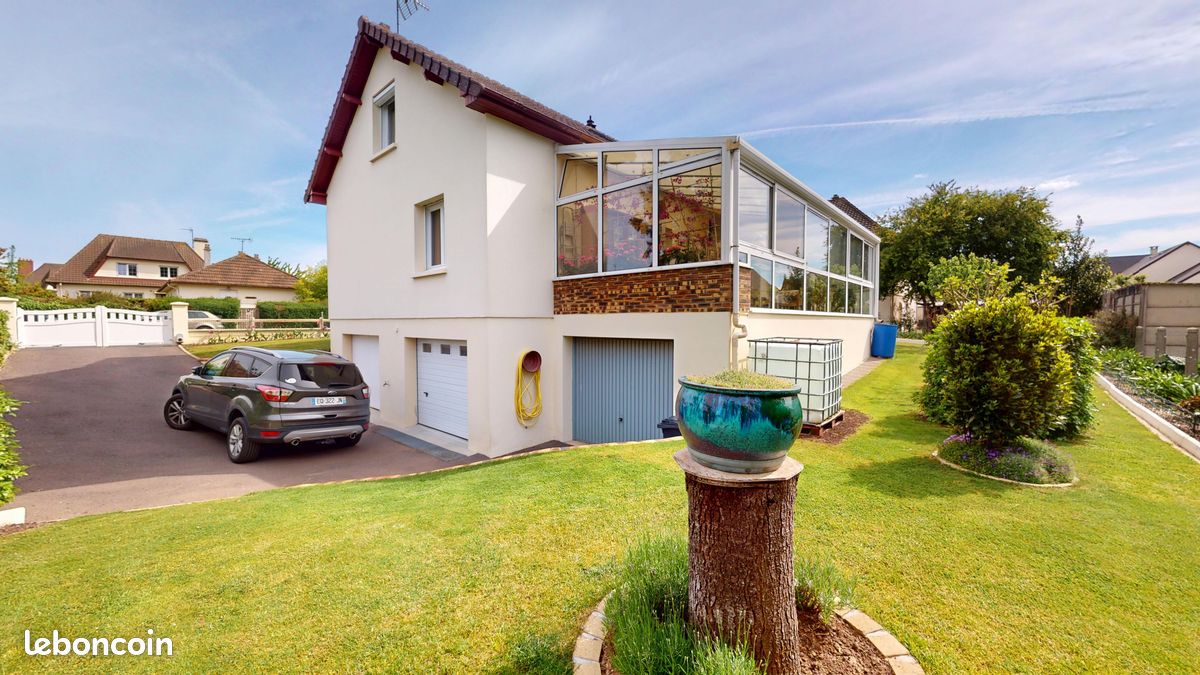 Maison 5 pièces 170 m² · à Luc-sur-Mer · 170 m² · 415 000 €