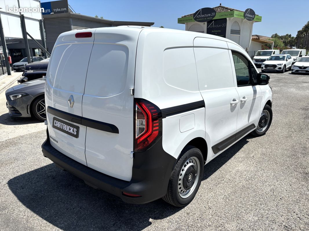 12 492 HT • Kangoo Express Van 1.5 DCI 95 Extra 3 places (image 2)