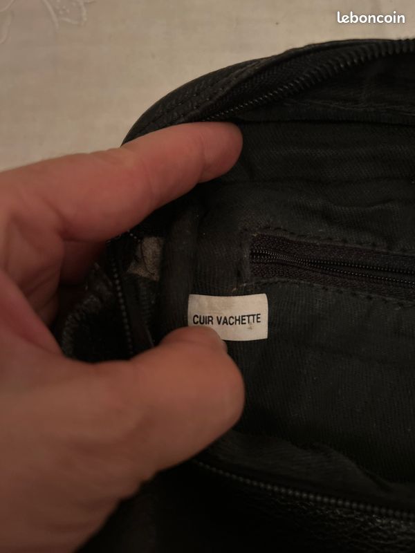 Sac banane noir en cuir (image 7)