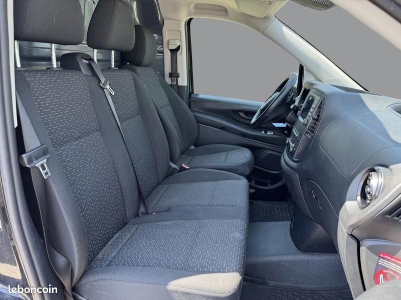 Mercedes Vito 116 CDI Fourgon Compact 9G-Tronic (image 24)