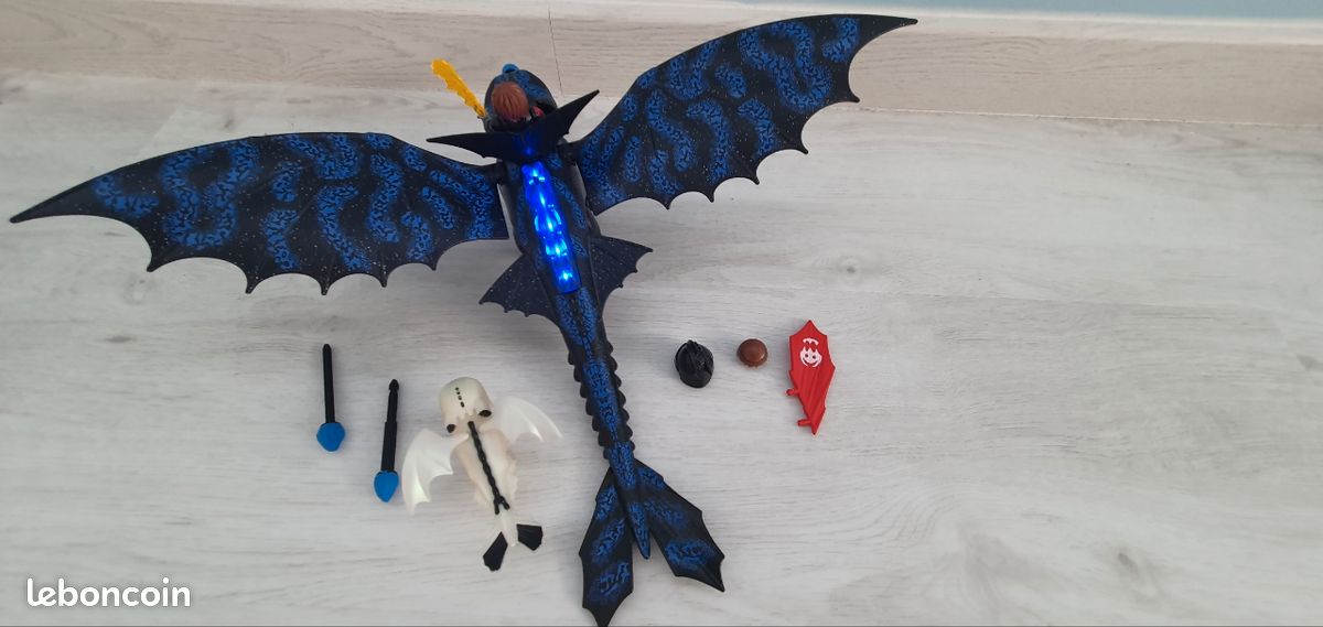 Playmobil 70037 - Dragon - Krokmou et Harold avec bébé dragon (image 1)