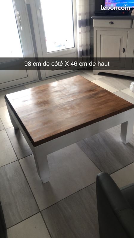 Table de salon en chêne (image 1)