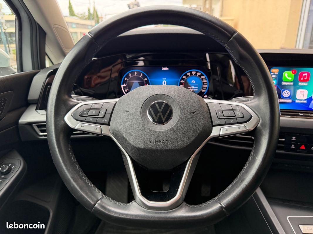 VOLKSWAGEN GOLF 8 1.5 E-TSI 150ch STYLE 1ST BVA APPLE CARPLAY (image 4)