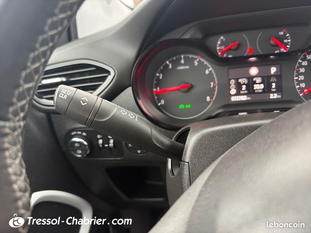 OPEL Crossland X 1.2 Turbo 130 ch BVA6 Design 120 ans (image 21)