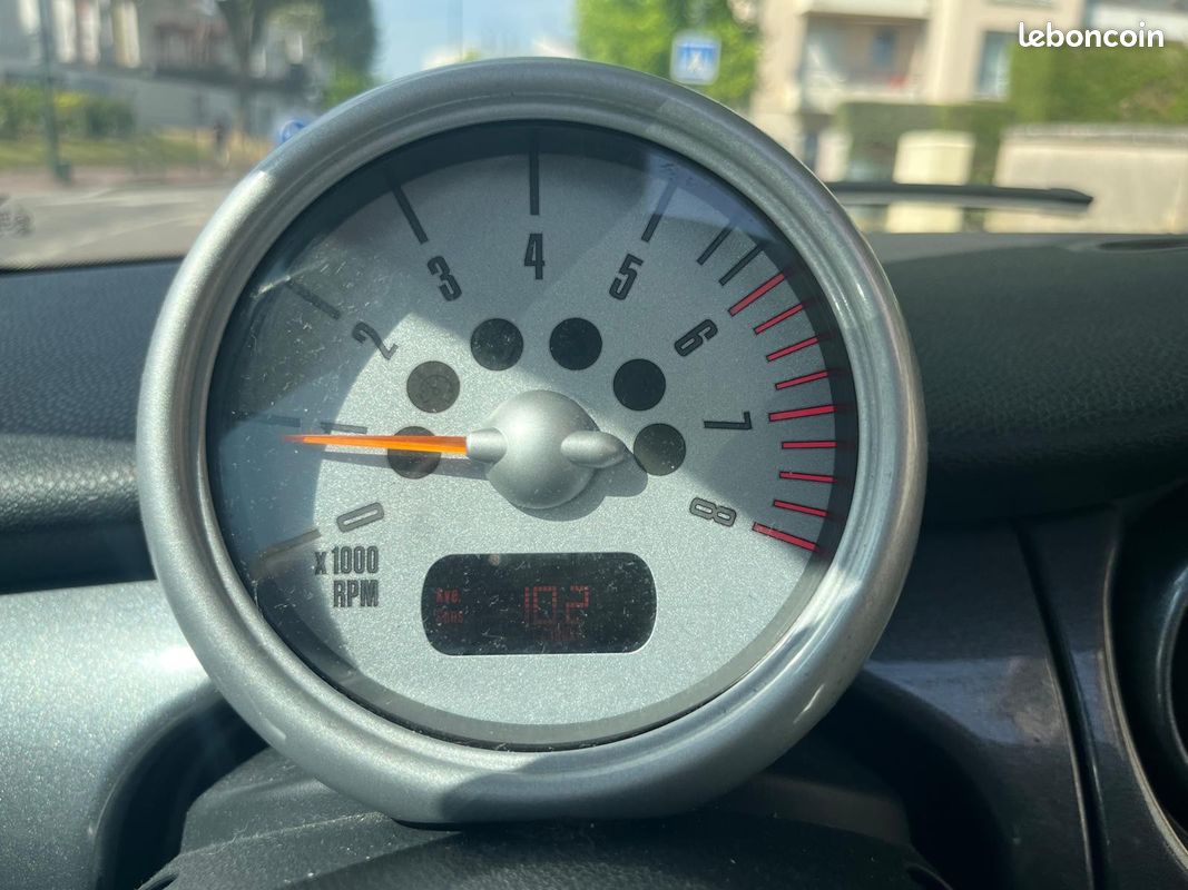 MINI MINI 1.6i - 115 Cooper CVT (image 18)