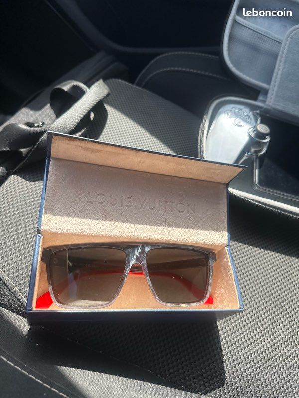 Lunette authentique LV (image 1)