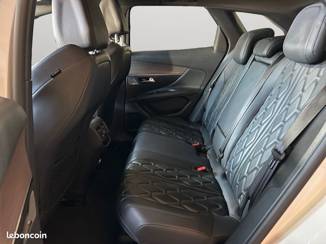 PEUGEOT 3008 BLUEHDI 130ch GT Pack - Toit Ouvrant - Sellerie Cuir - Focal (image 6)