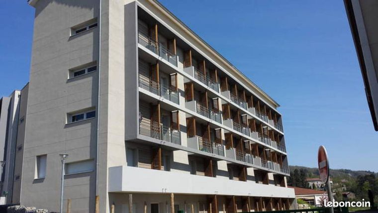 Studio 1 pièce 19 m²