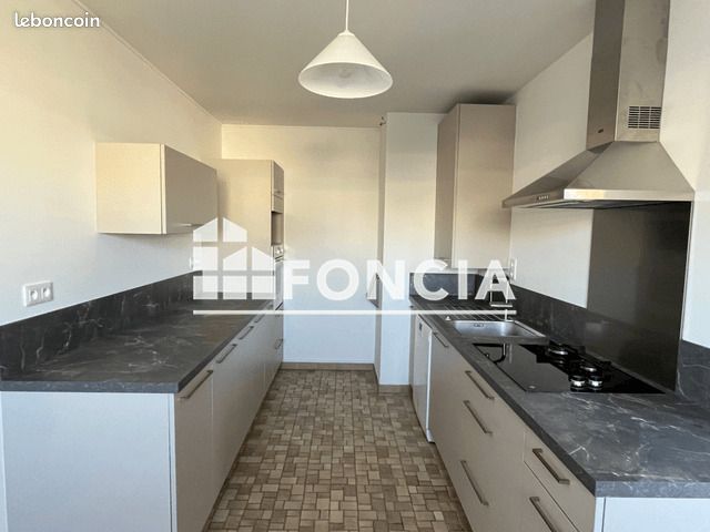 Appartement 5 pièces 139 m² · à Le Mans · 139 m² · 1 350 €