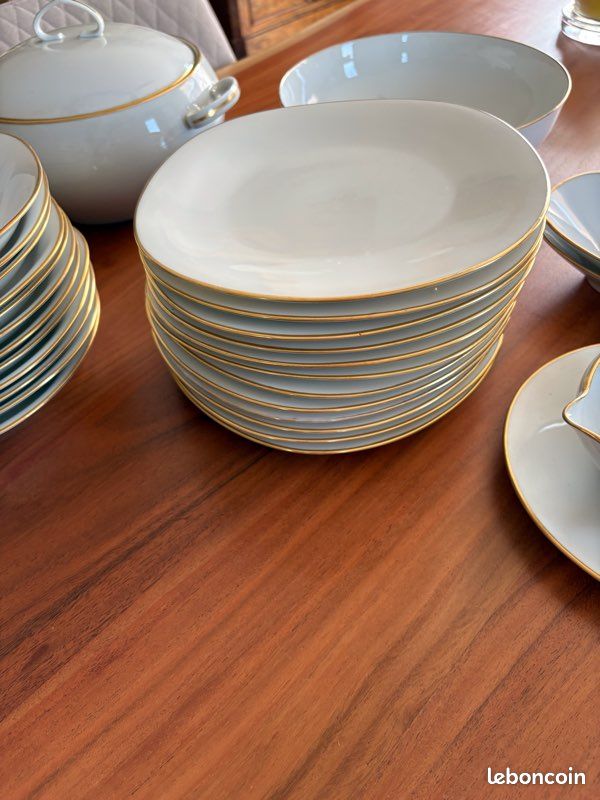 Service table porcelaine de limoges (image 1)