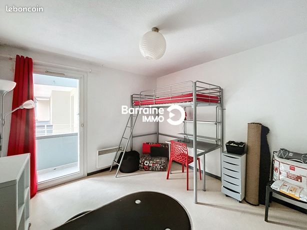 Studio 1 pièce 19 m²