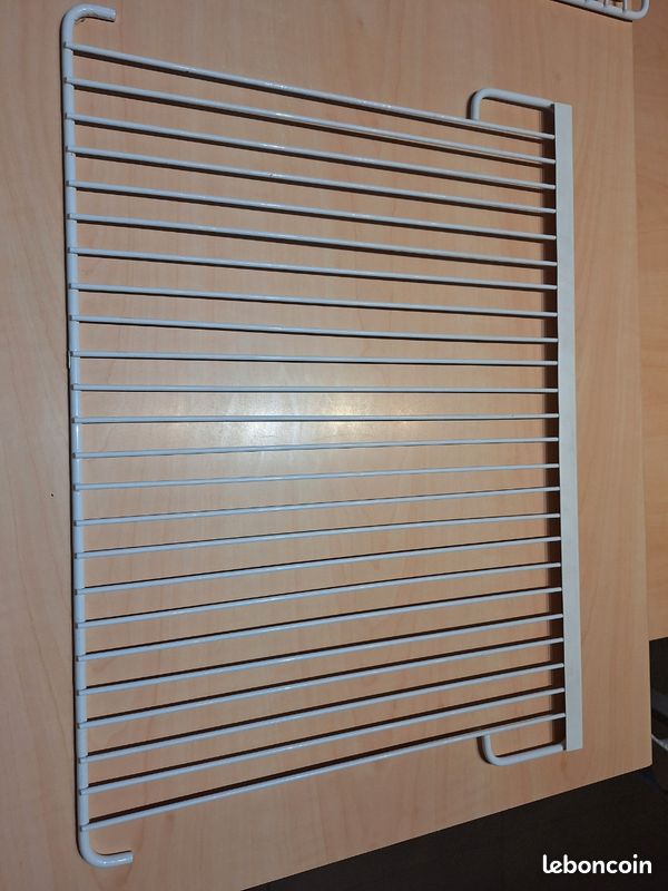 Accessoires frigo grilles clayettes blanches (image 2)