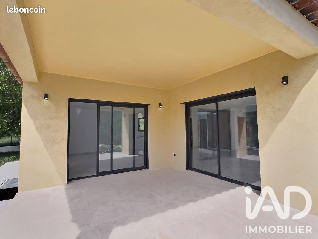 Maison 5 pièces 163 m² · à Tourrette-Levens · 163 m² · 615 000 €