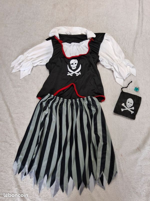 Déguisement et accessoires piraté (7-10 ans) (image 1)
