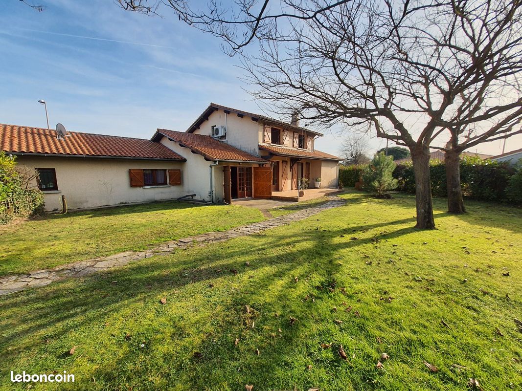 Maison 6 pièces 125 m² · à Mimizan · 125 m² · 1 400 €