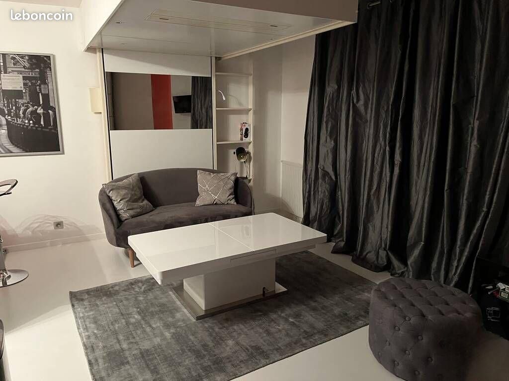 Appartement 1 pièce 31 m² · à Courbevoie · 31 m² · 1 300 €/mois