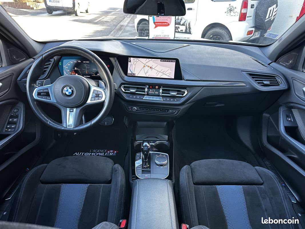 BMW Série 1 (F40) M135i xDrive 2.0 i 306 ch Performance (image 15)
