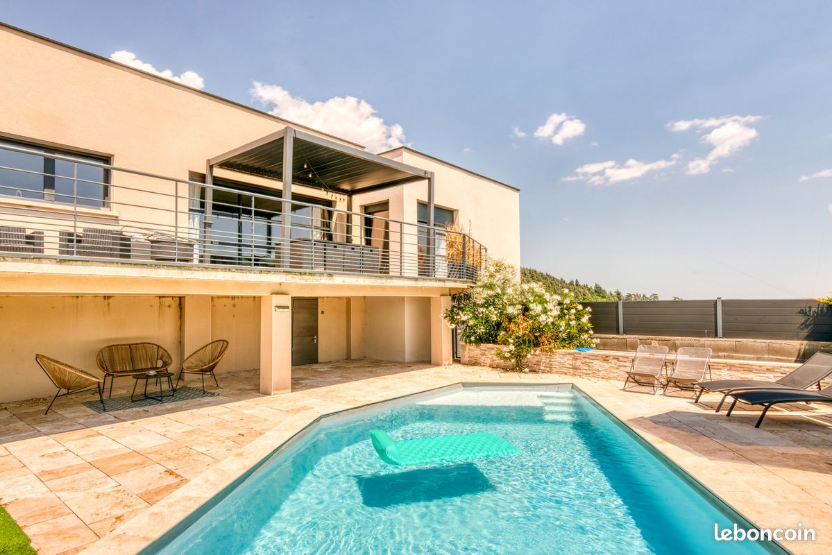 Maison 5 pièces 169 m² · à Annonay · 169 m² · 540 000 €