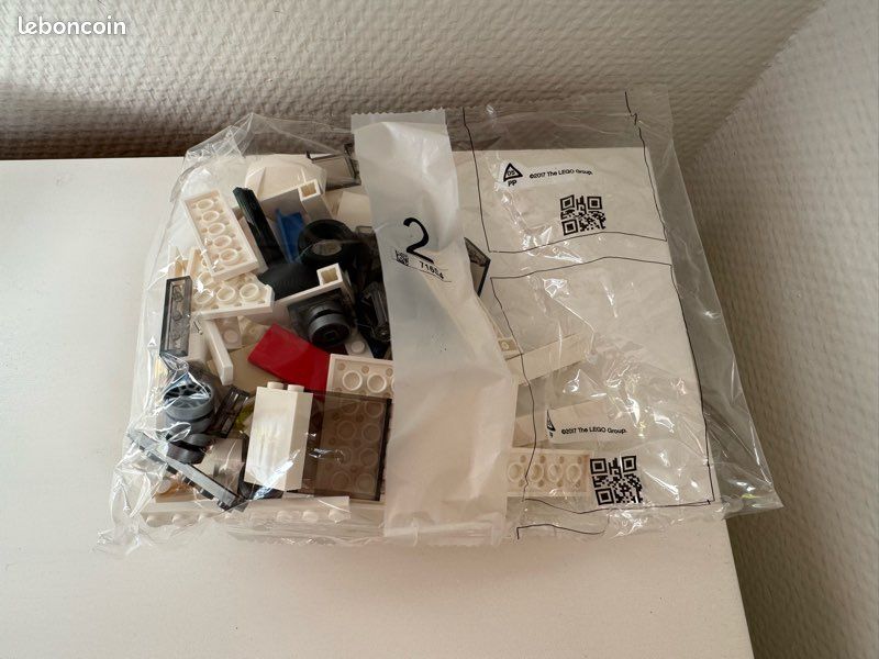Lego City 60283 (image 5)