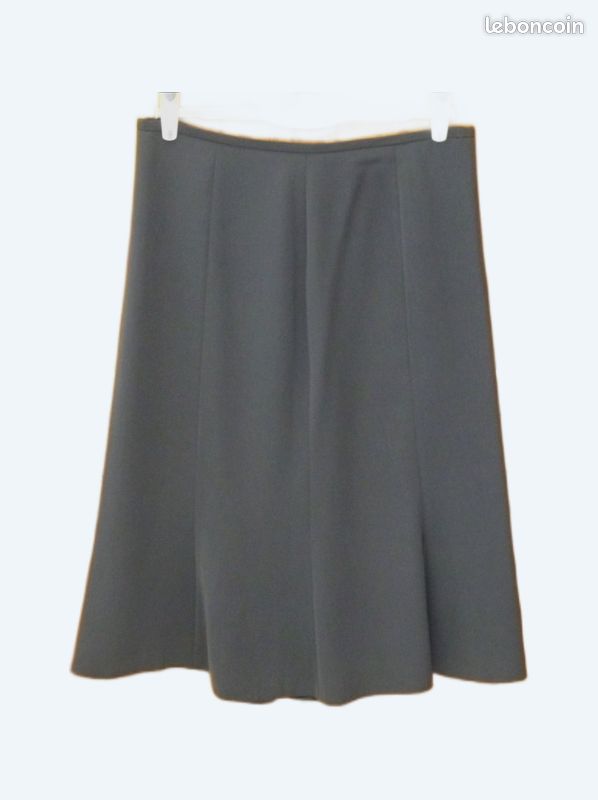Jupe femme taille 40 TBE (image 1)