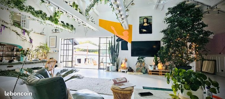 Maison 8 pièces 320 m²