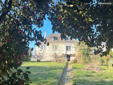 Maison 6 pièces 114 m² · à La Vraie-Croix · 114 m² · 250 000 €