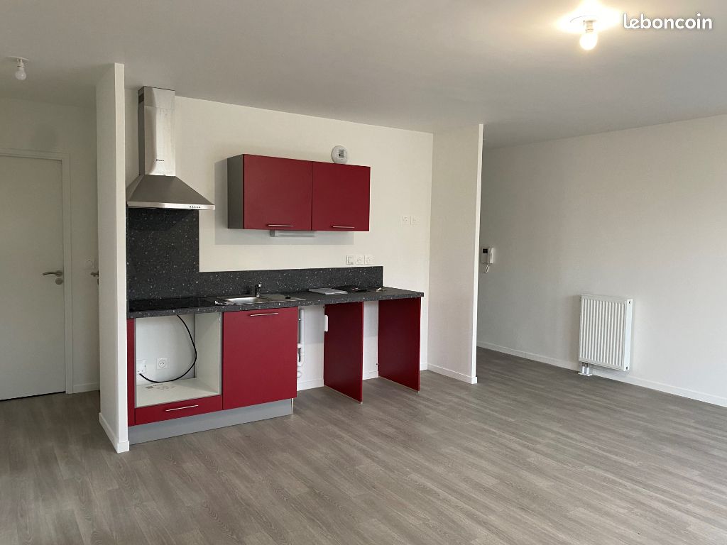 Appartement 3 pièces 59 m² · à Pont-l'Évêque · 59 m² · 703 €