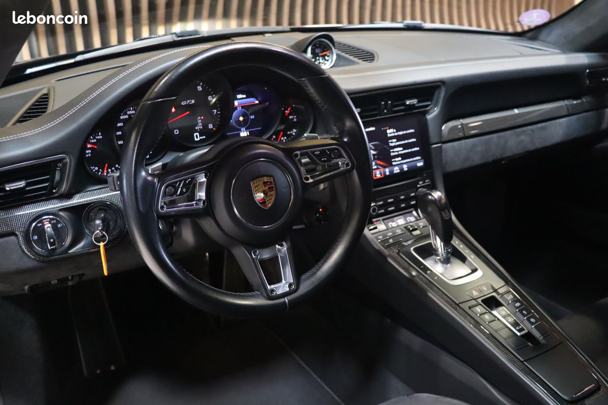 Porsche 911 TYPE 991.2 GTS 450CH - Pack intérieur GTS - Sièges chauffants - Régulateur de vitesse - Système de levage de l’essieu avant - PASM - Toit ouvrant - caméra de recul - Volant sport GT (image 7)