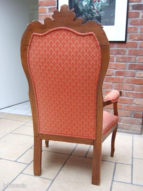 Fauteuil VOLTAIRE restauré à neuf par tapissier (image 5)