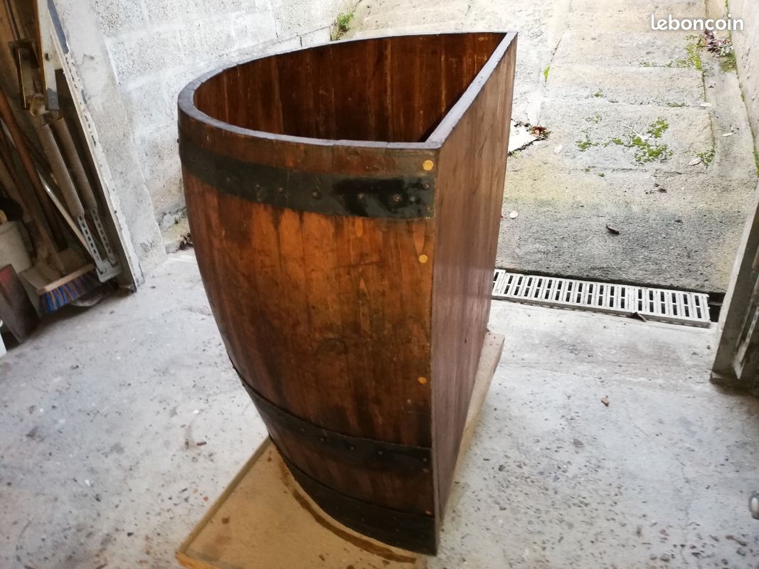 Demi tonneau chêne (image 2)