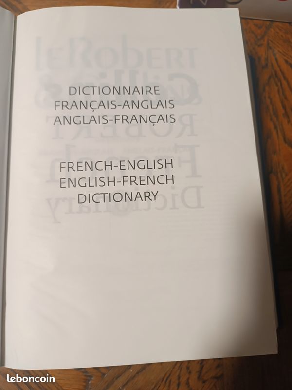 Le Robert et collind le dictionnaire de référence Français Anglais anglais Français très bon état remise en main propre (image 5)