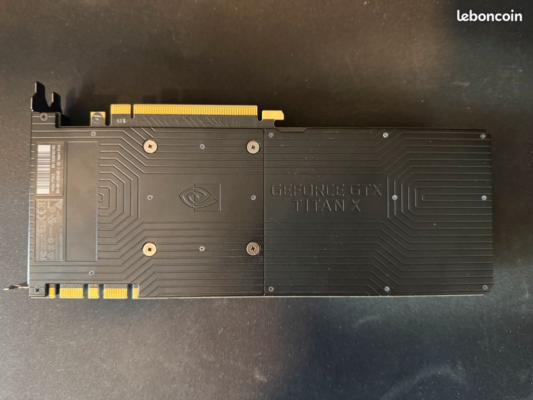 Gtx titan x (pascal) Accessoires informatique