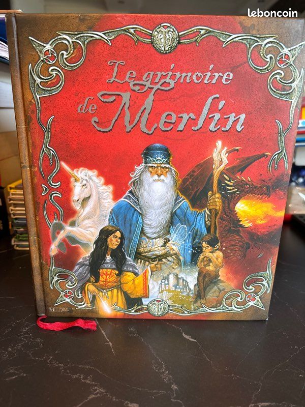 Livre.Le grimoire de Merlin (image 1)