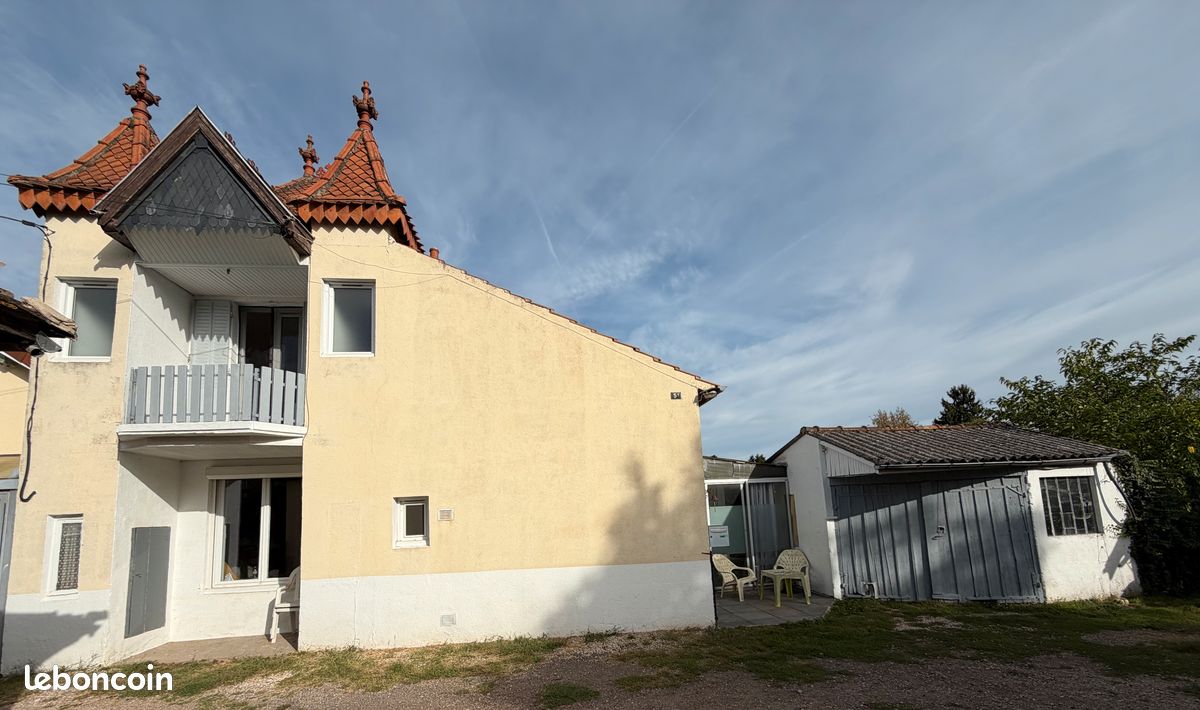 Maison 5 pièces 61 m² · à Saint-Vallier · 61 m² · 65 000 €