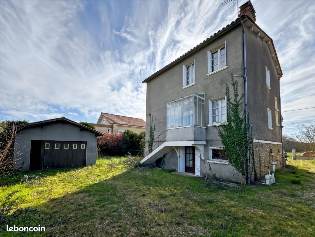 Maison 5 pièces 170 m² · à Neuvic · 170 m² · 129 600 €