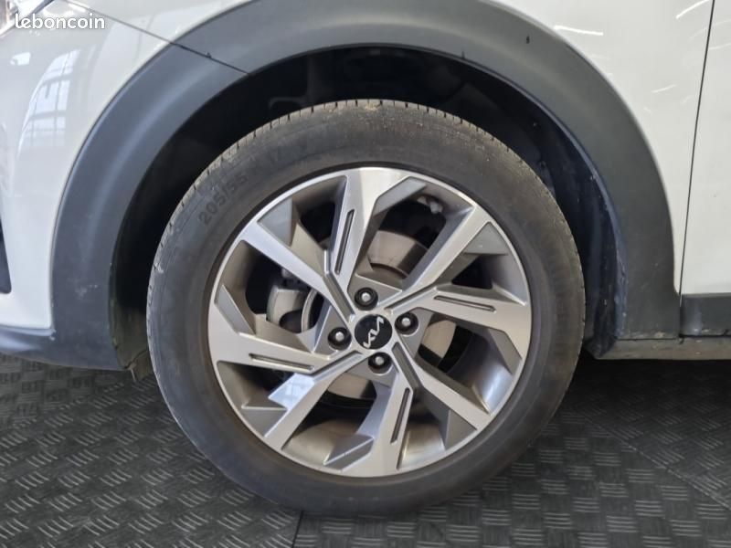 Kia Stonic 1.0 T-GDi 120ch MHEV GT Line (image 14)