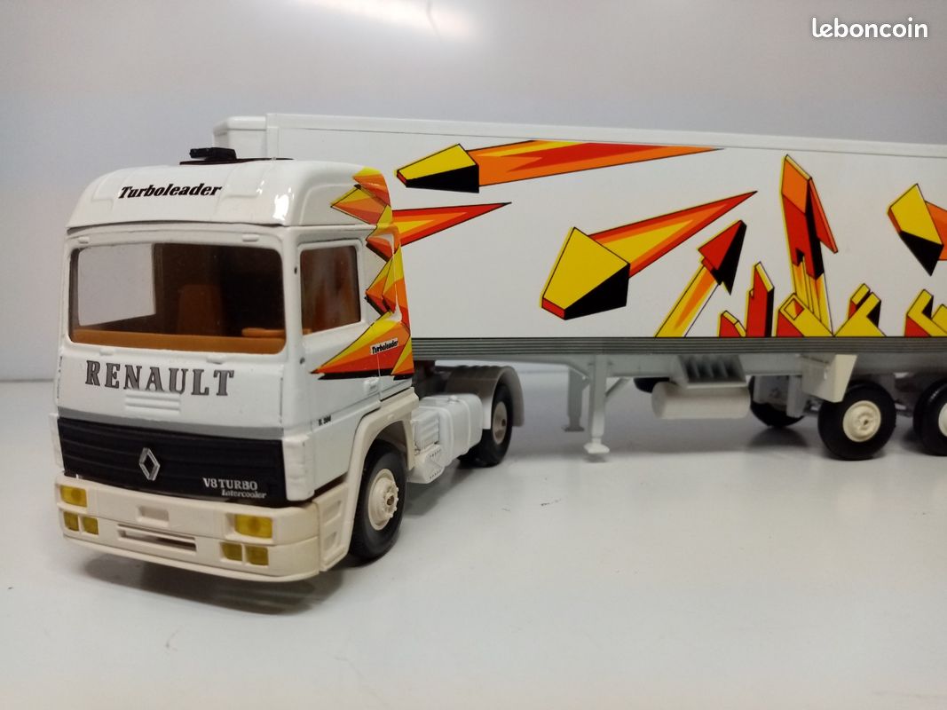 Eligor 1/43 Renault R390 Semi-fourgon TPS Charvin – Modèle D'occasion (ref 110337)