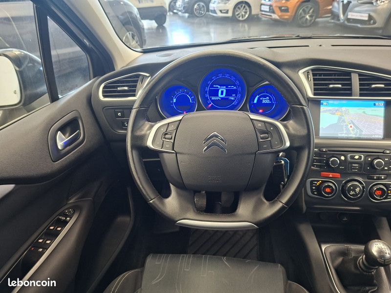 Citroen C4 1.6 hdi 115 ch Exclusive / GPS / Radar / Régulateur / Ecran / Clim Auto / (image 21)