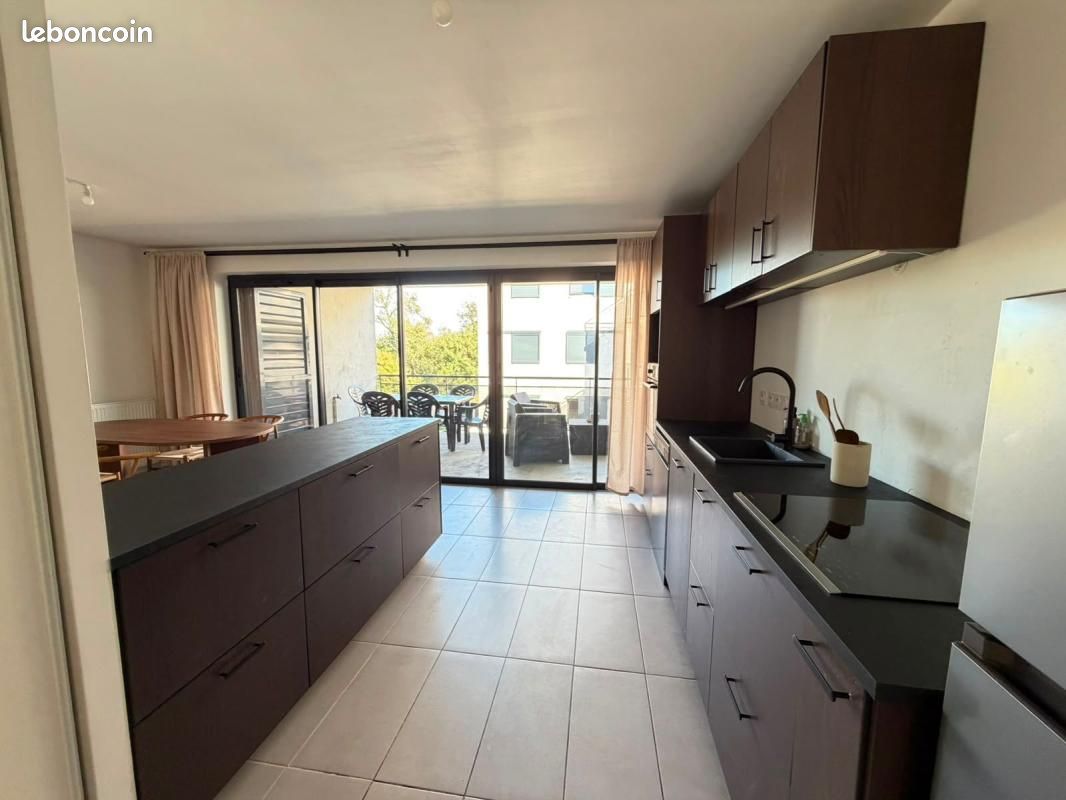 Appartement 3 pièces 67 m² · à Le Pontet · 67 m² · 890 €