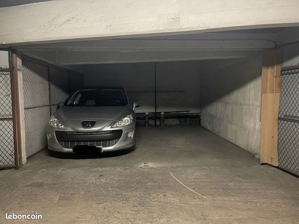 Parking/box 20 m² Vanves