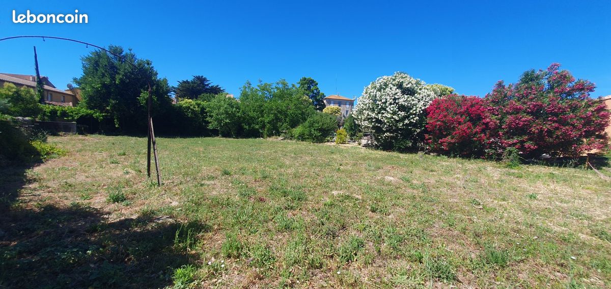 Terrain 796 m² · à Cazouls-lès-Béziers · 796 m² · 179 000 €