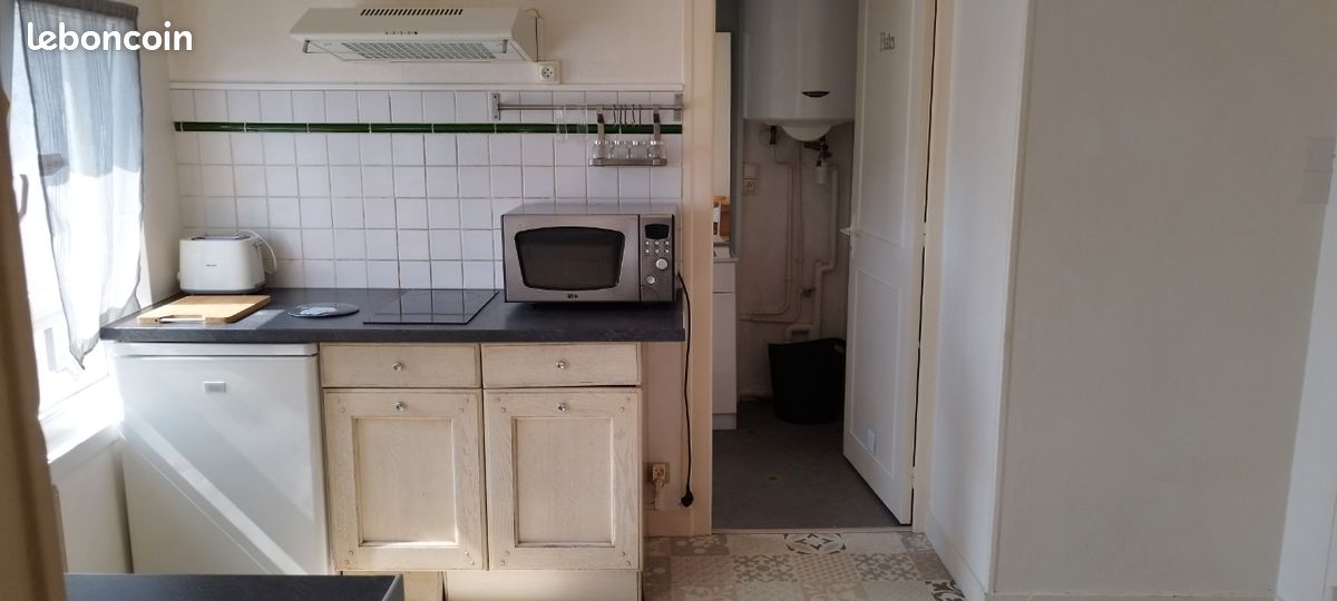 Appartement 2 pièces 25 m² · à Saintes · 25 m² · 468 €