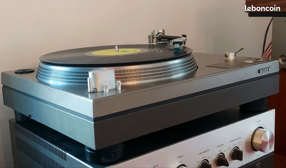 Révisée ✅️- Platine vinyle Sony PS-6750 de 1975 – Haut de gamme vintage – Bras en carbone (image 7)