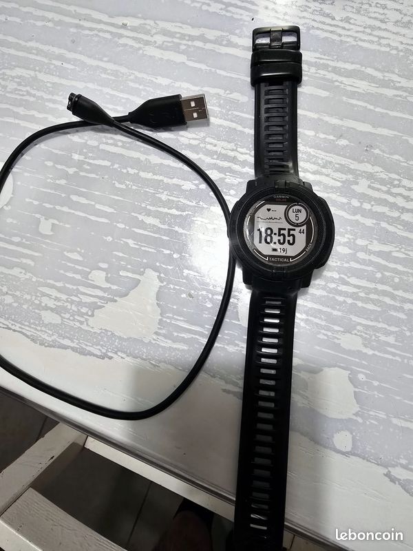 Montre Garmin Instinct Tactical Edition Noire - Comme Neuve - GPS Cardio