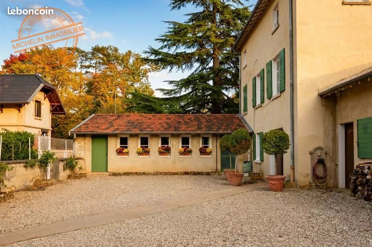 Maison 7 pièces 265 m² · à Saint-Didier-au-Mont-d'Or · 265 m² · 1 332 000 €