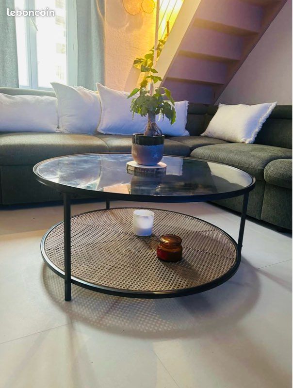 Table base (image 1)