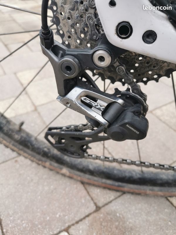 Vds où échange gravel spécialized diverge comp transmission neuve mono (image 5)